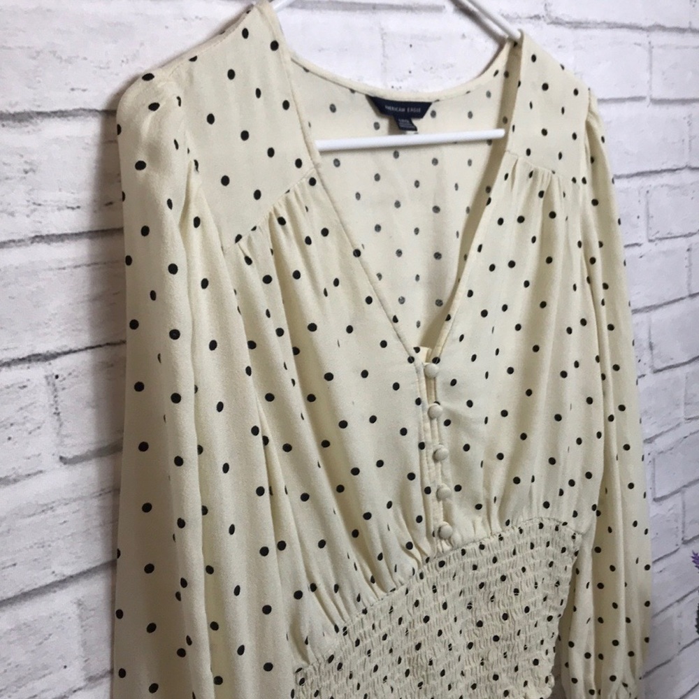 Beautiful Off-White Blouse - Picture 4 of 16